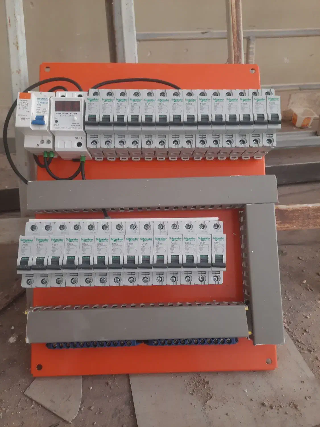 برقکاری ساختمان وصنعتی نورپردازی|خدمات پیشه و مهارت|زاهدان, |دیوار