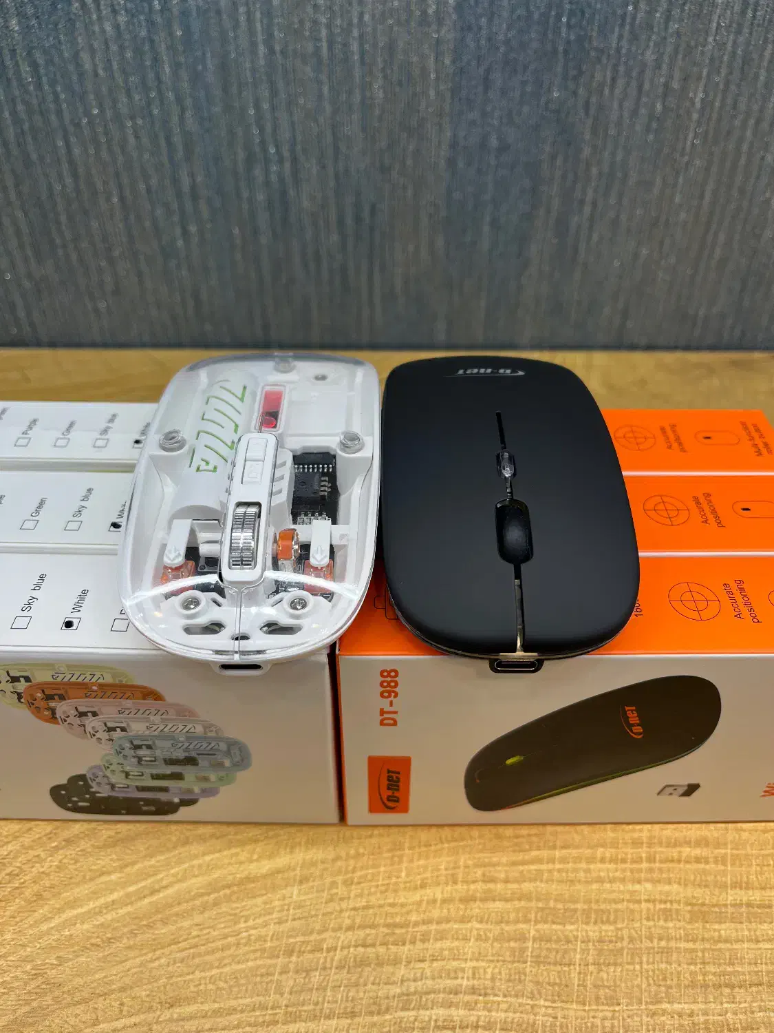 موس لپتاپ بلوتوثی شارژی RGB مدل شیشه ای و ساده|قطعات و لوازم جانبی رایانه|قم, حاج زینل|دیوار