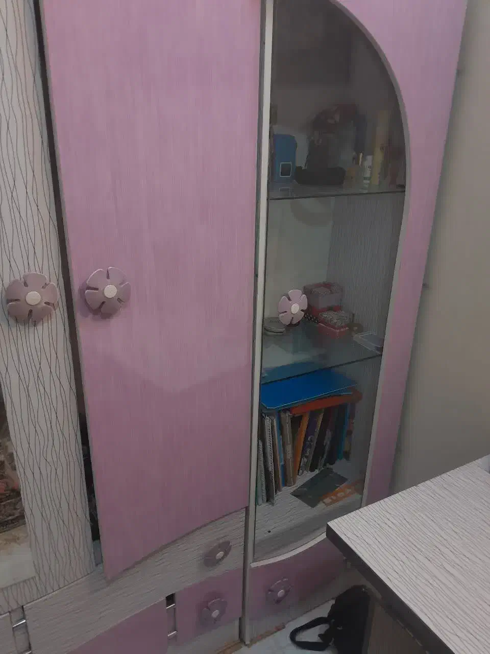 کمد بچه تمیز و سالم|اسباب و اثاث بچه|مشهد, شهید مطهری|دیوار