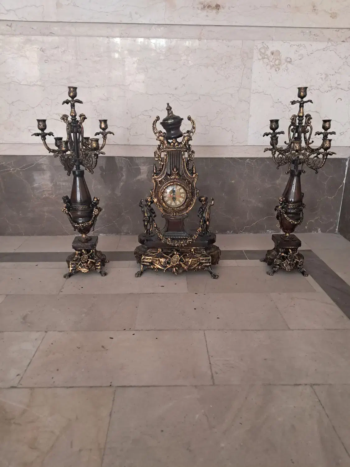 ساعت وشمعدان برنز|صنایع دستی و سایر لوازم تزئینی|تهران, افسریه شمالی|دیوار