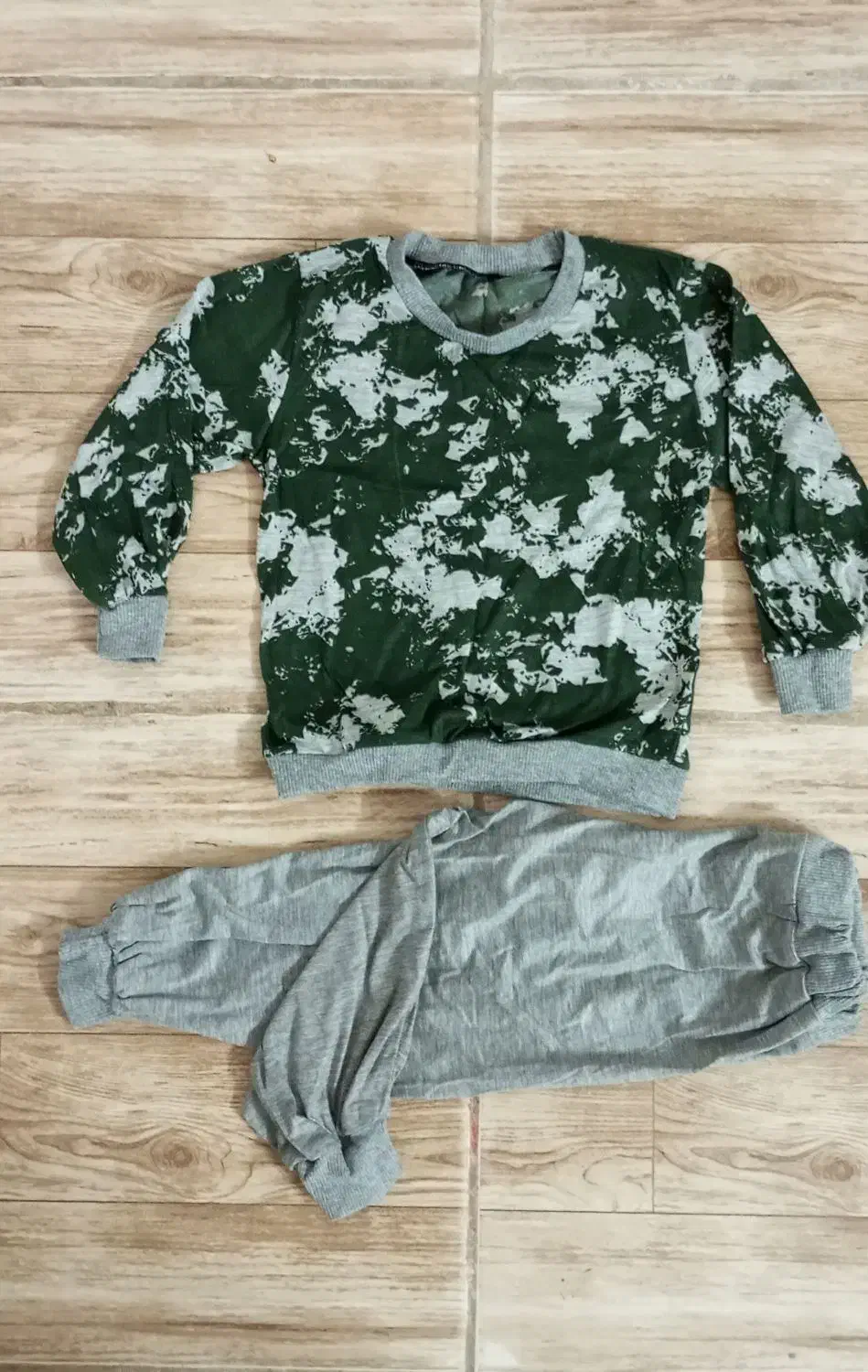 لباس بچگانه|حراج|قرچک, میرزائی شمالی|دیوار