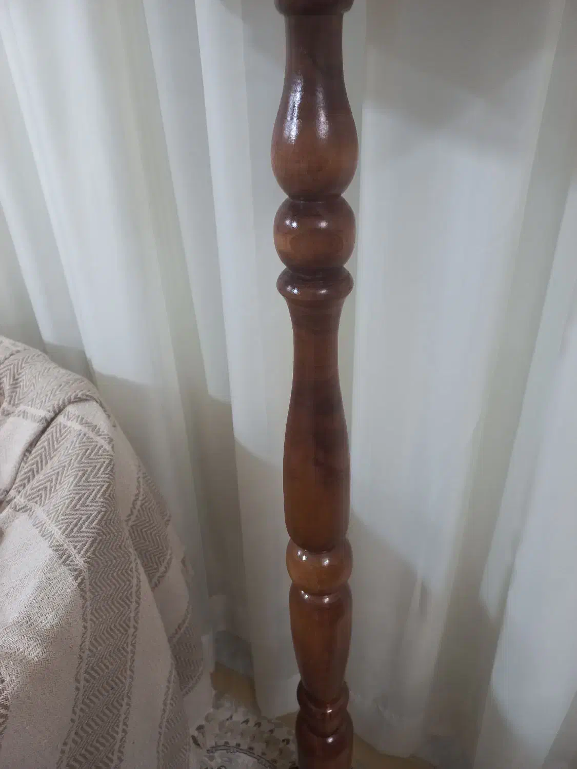 آباژور کنار سالنی|چراغ خواب و آباژور|قوچان, |دیوار