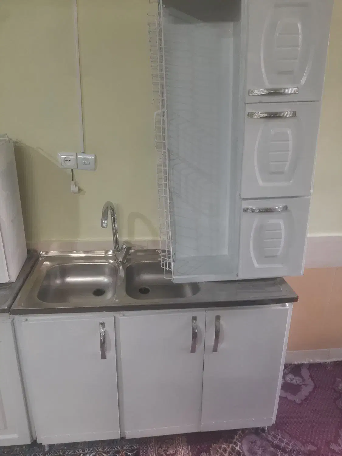 کابینت ۴عدد تمیز وزیبا|مصالح و تجهیزات ساختمان|بروجرد, |دیوار