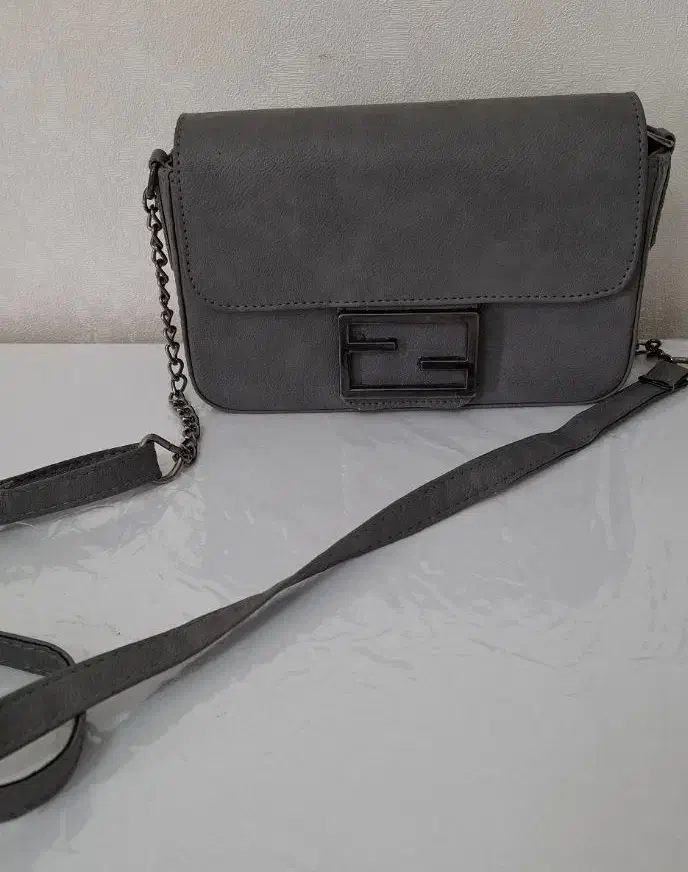 کیف زنانه|کیف، کفش، کمربند|پاکدشت, پاکدشت (مامازند)|دیوار