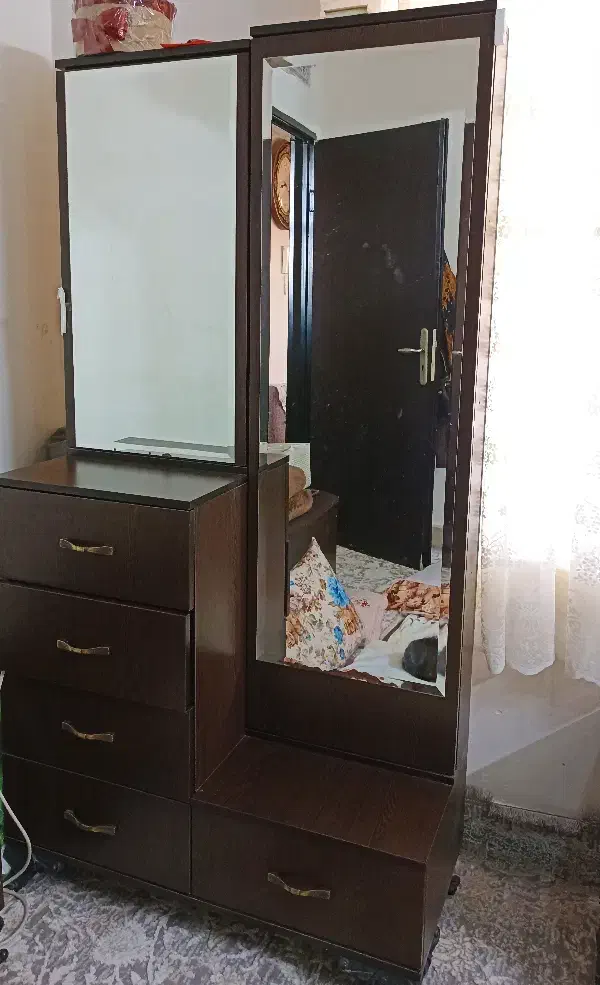 سرویس خواب|تخت و سرویس خواب|یزد, |دیوار