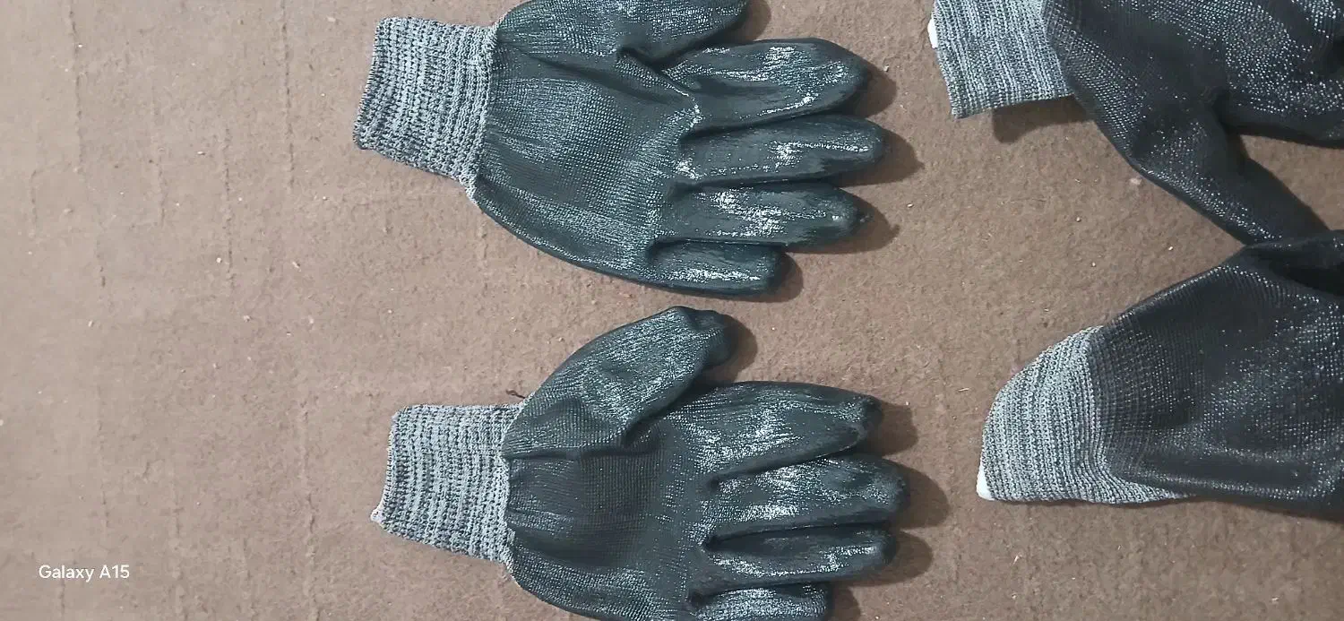 دستکش کار|لباس|زنده رود, |دیوار