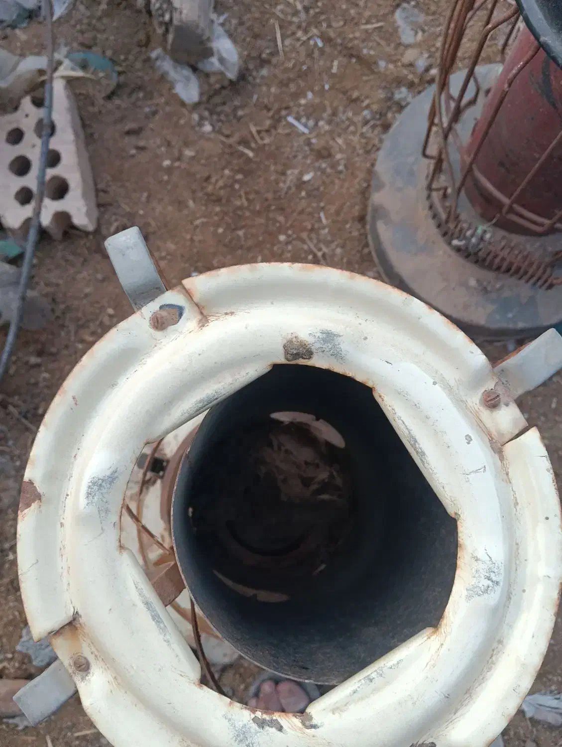 چراغ گازی سالم قدیمی|بخاری، هیتر، شومینه|زرند, |دیوار