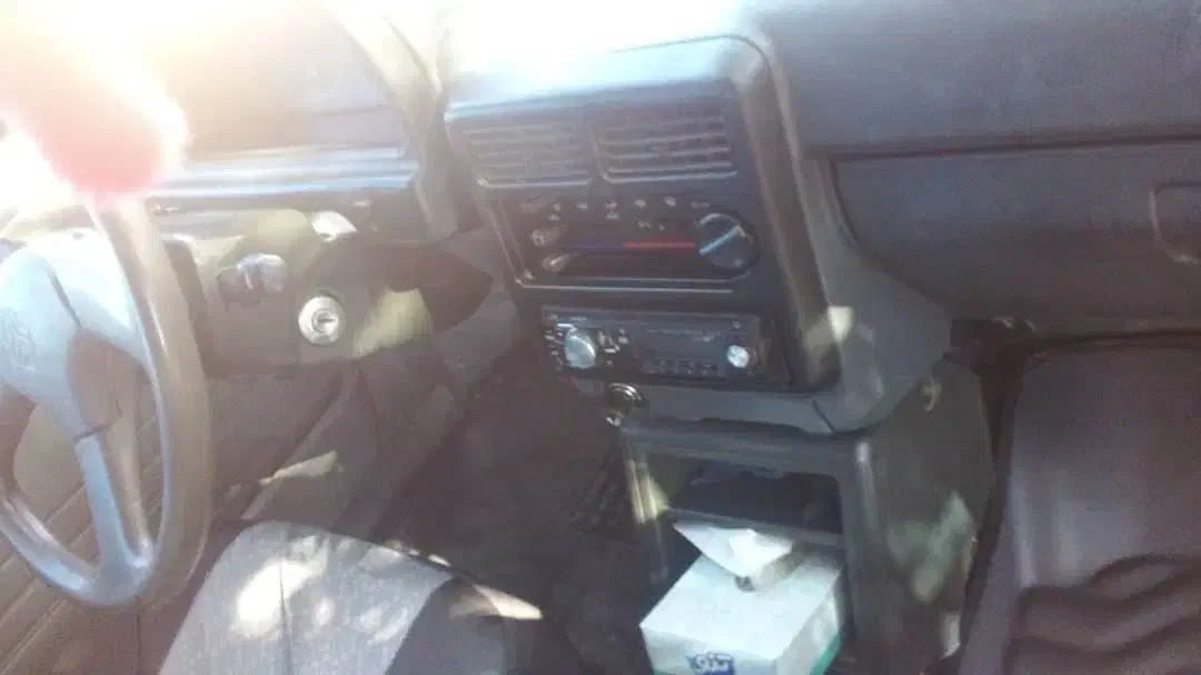 لحظاتی پیش|خودرو سواری و وانت|بم پشت, |دیوار