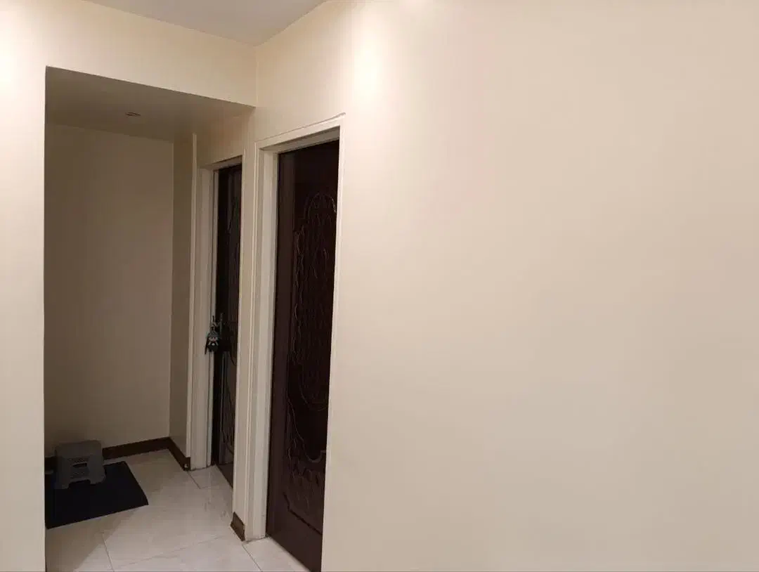 آپارتمان ۹۰ متر  ط سوم    رهن کامل