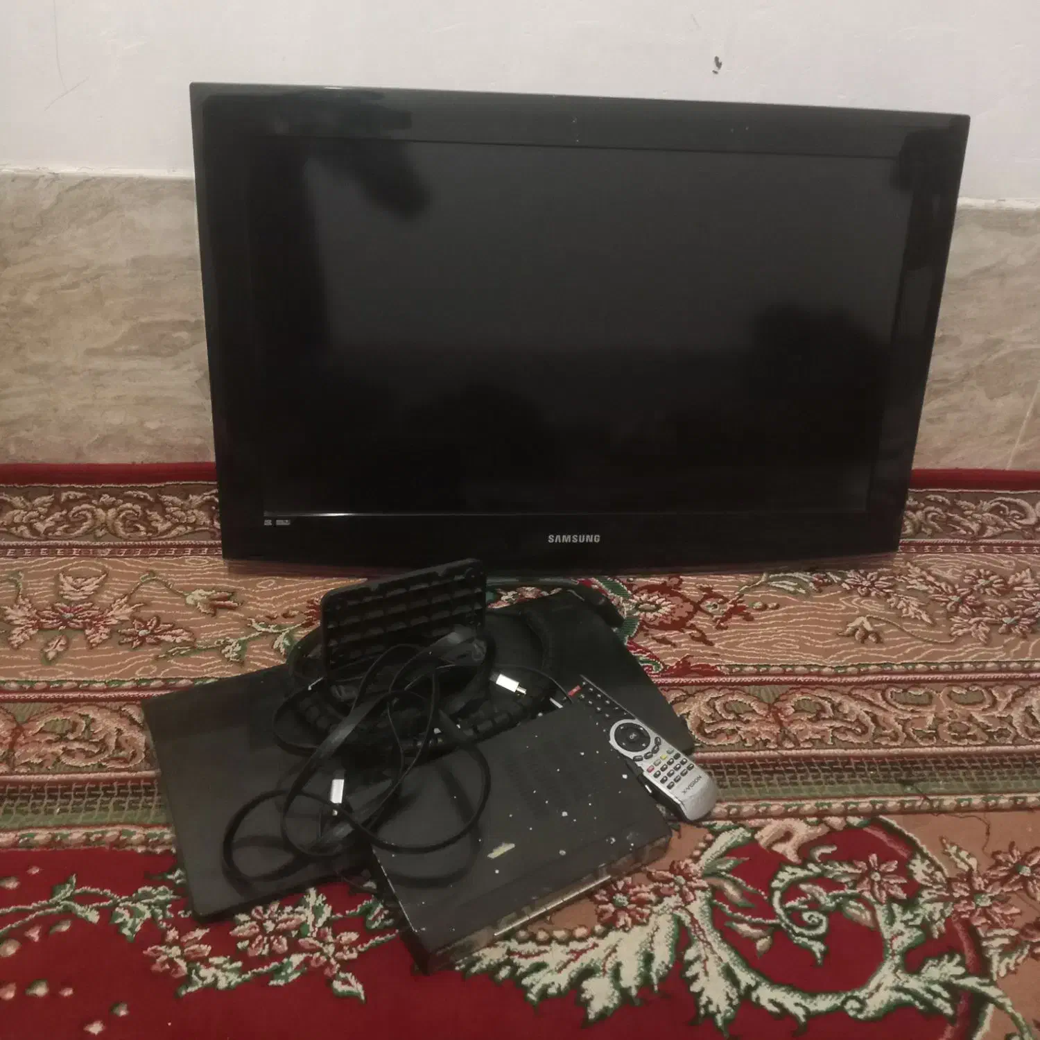 لوازم منزل|تلویزیون و پروژکتور|فیروزآباد (فارس), |دیوار