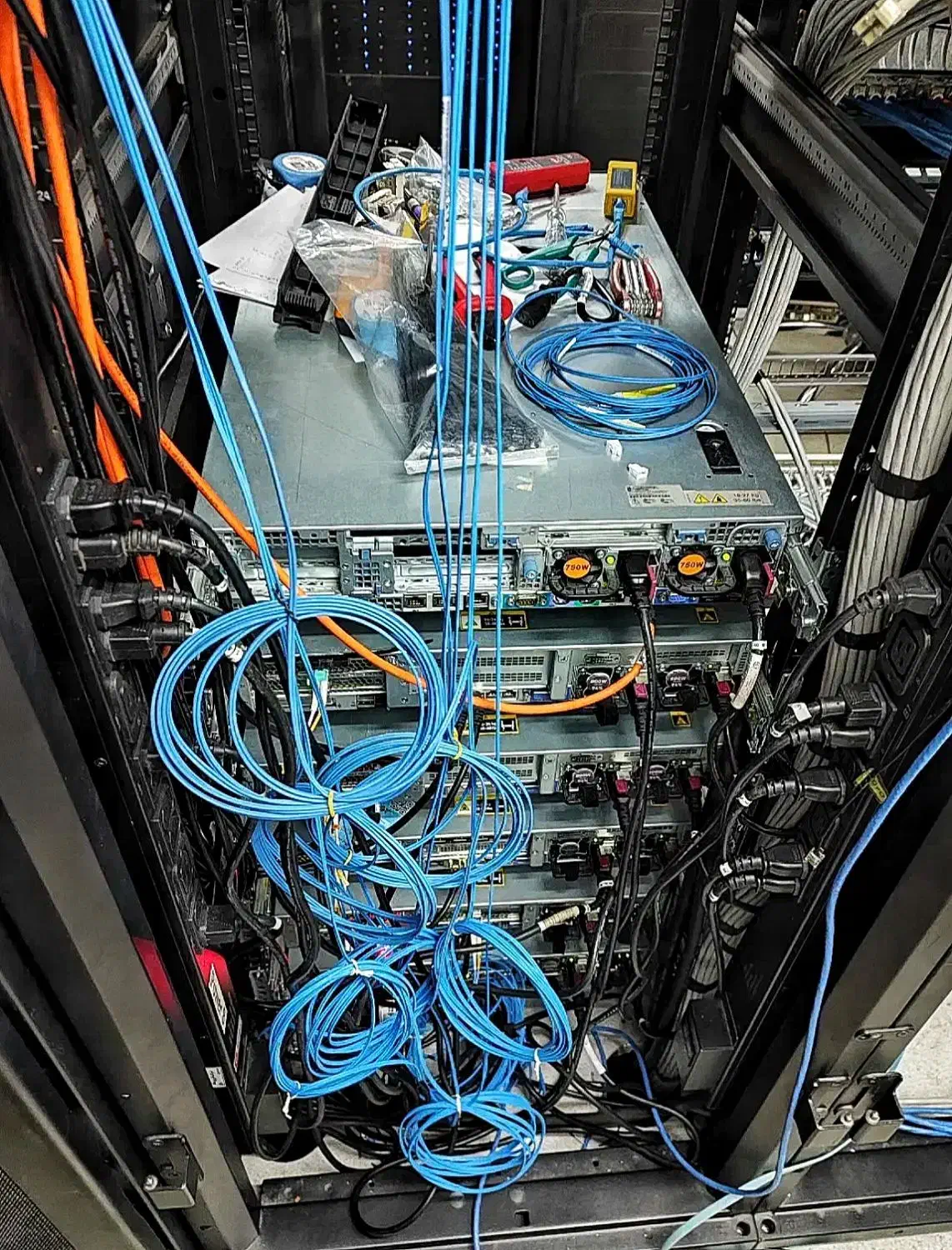 گوشی موبایل و کامپیوتر|خدمات رایانهای و موبایل|سنندج, |دیوار