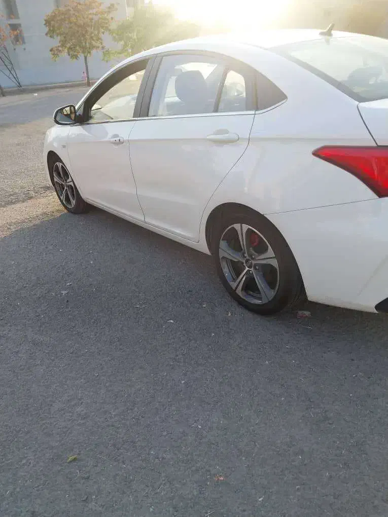 آریزو5 سفید 1403|خودرو سواری و وانت|تهران, استخر|دیوار