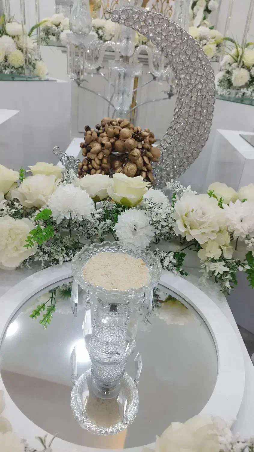 سالن عقد (مروتی)|خدمات پذیرایی، مراسم|هشتگرد, مدرس|دیوار