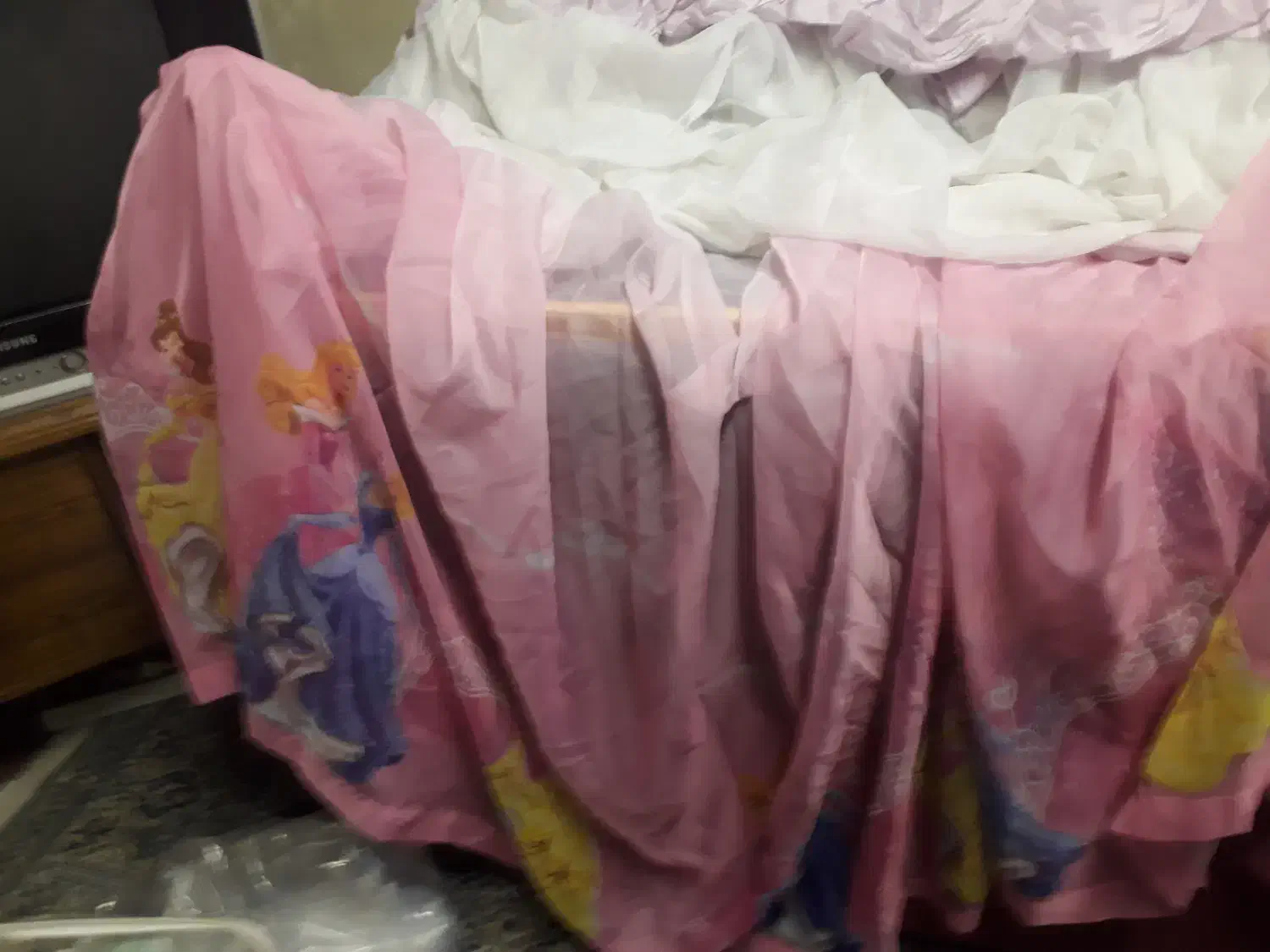 پرده پرنسسی|پرده، رانر، رومیزی|تهران, والفجر|دیوار