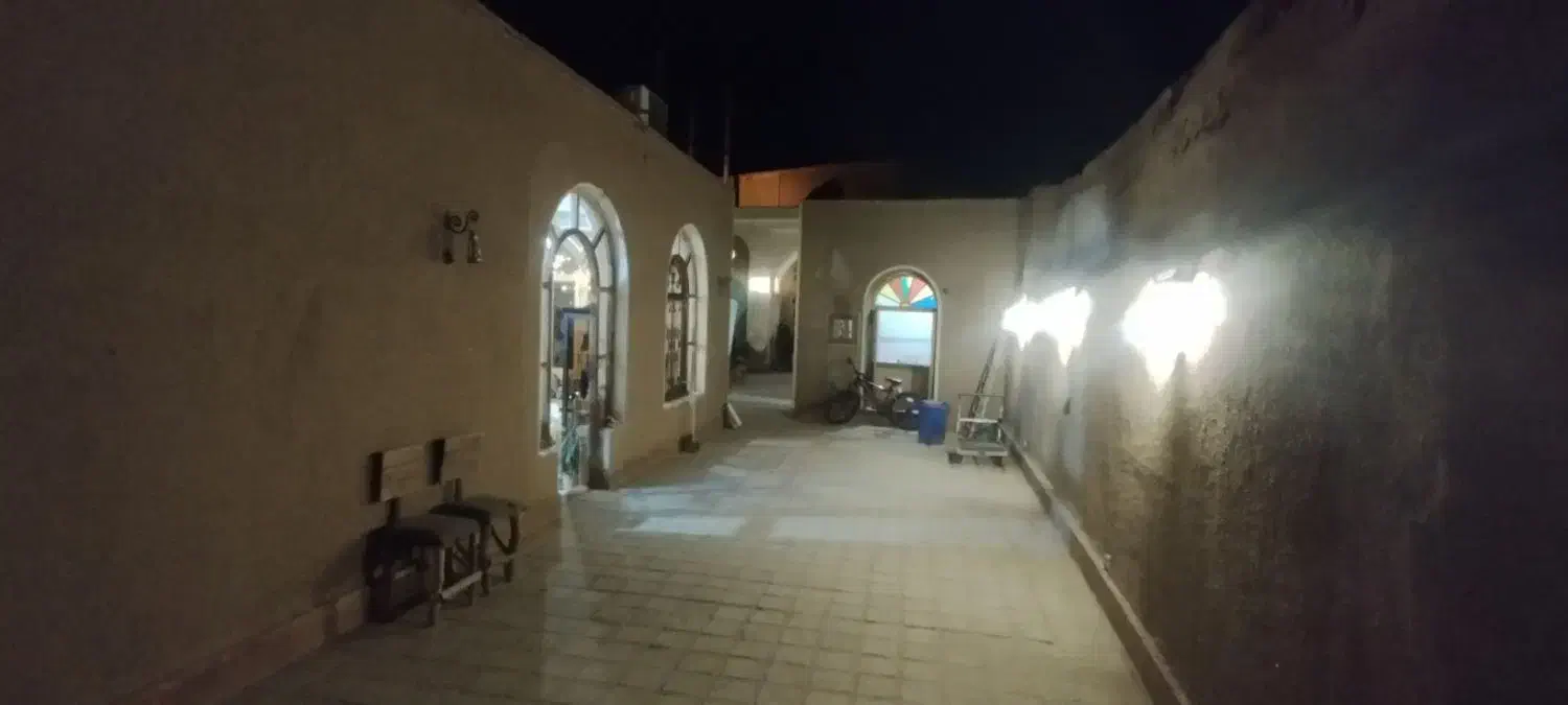 استخدام همکار خانم در کافه فست فود|استخدام خدمات فروشگاه و رستوران|کاشان, گریه|دیوار