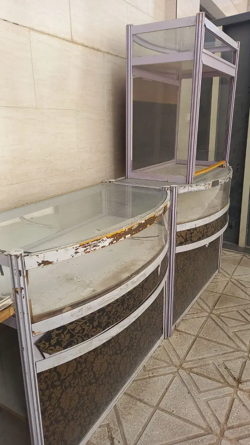 ویترین آلمینیومی|فروشگاه و مغازه|سرخه, |دیوار