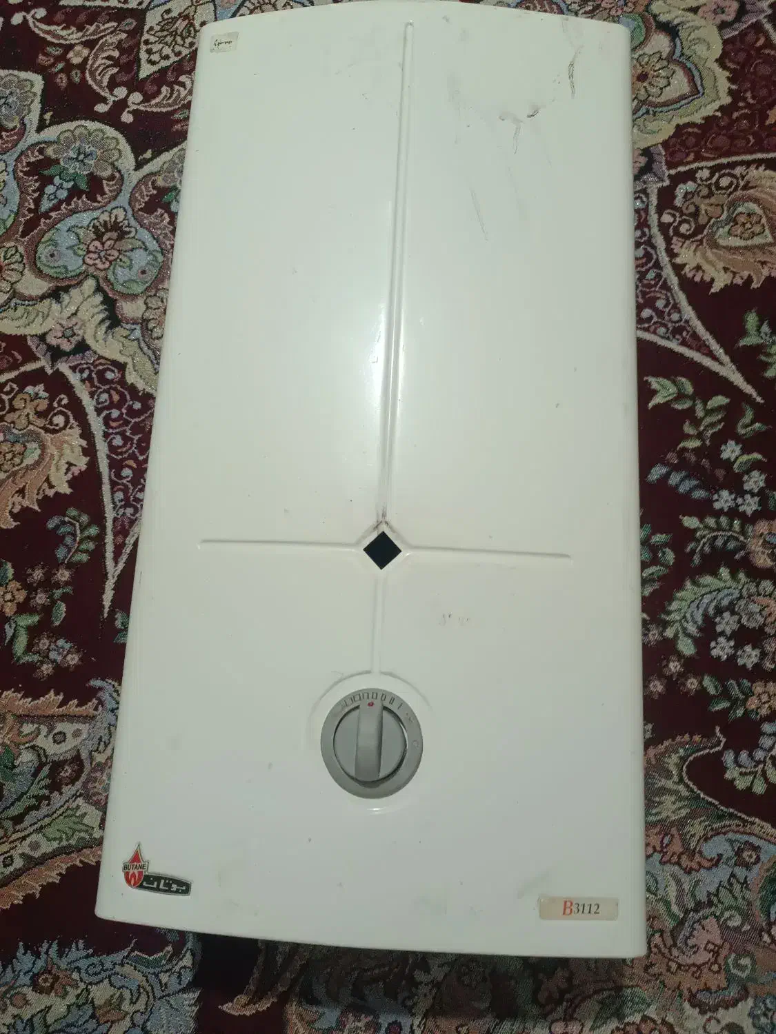 آبگرمکن دیواری بوتان|آبگرمکن، پکیج، شوفاژ|کازرون, |دیوار