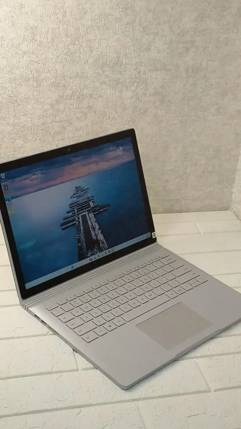 Microsoft Surface Book 2|رایانه همراه|تهران, فلسطین (میدان انقلاب)|دیوار