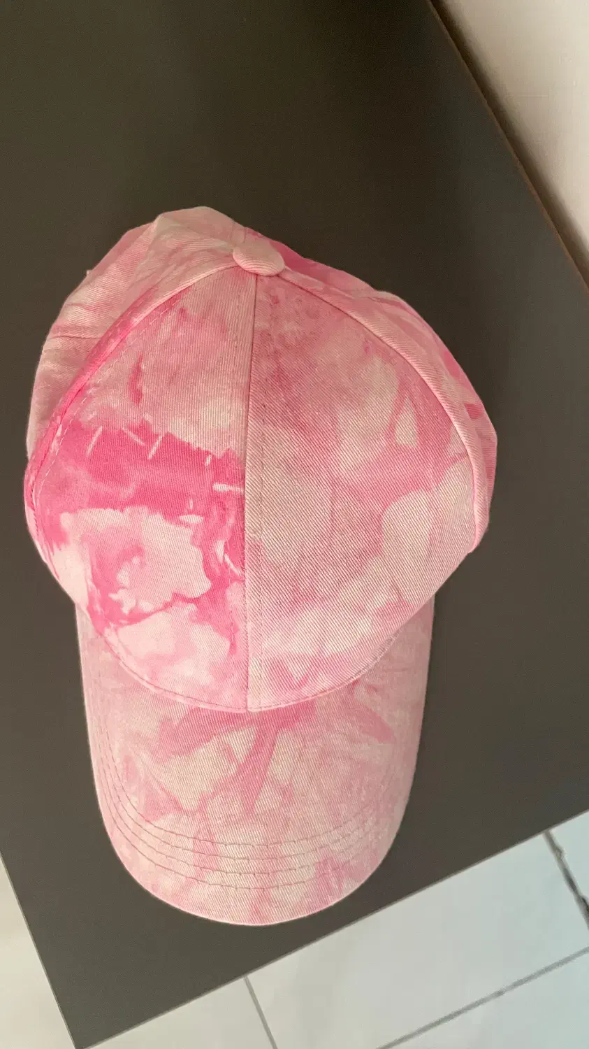 در حد نو هستن کلاه و‌کتونی ونس چسبی و قاب ا|کیف، کفش، کمربند|رباط‌کریم, رباط‌کریم|دیوار