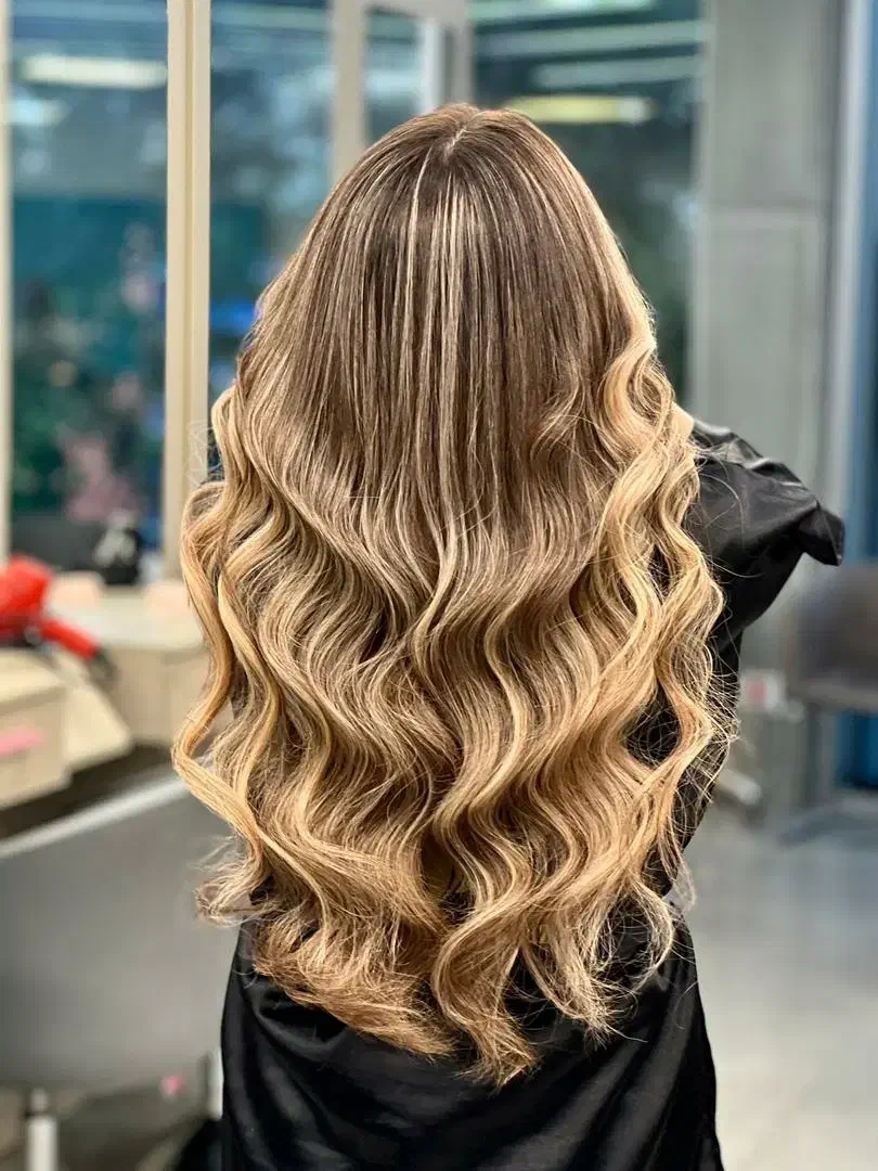 دستیار رنگ و لایت،تراپی مو|استخدام درمانی، زیبایی، بهداشتی|تهران, سعادت‌آباد|دیوار