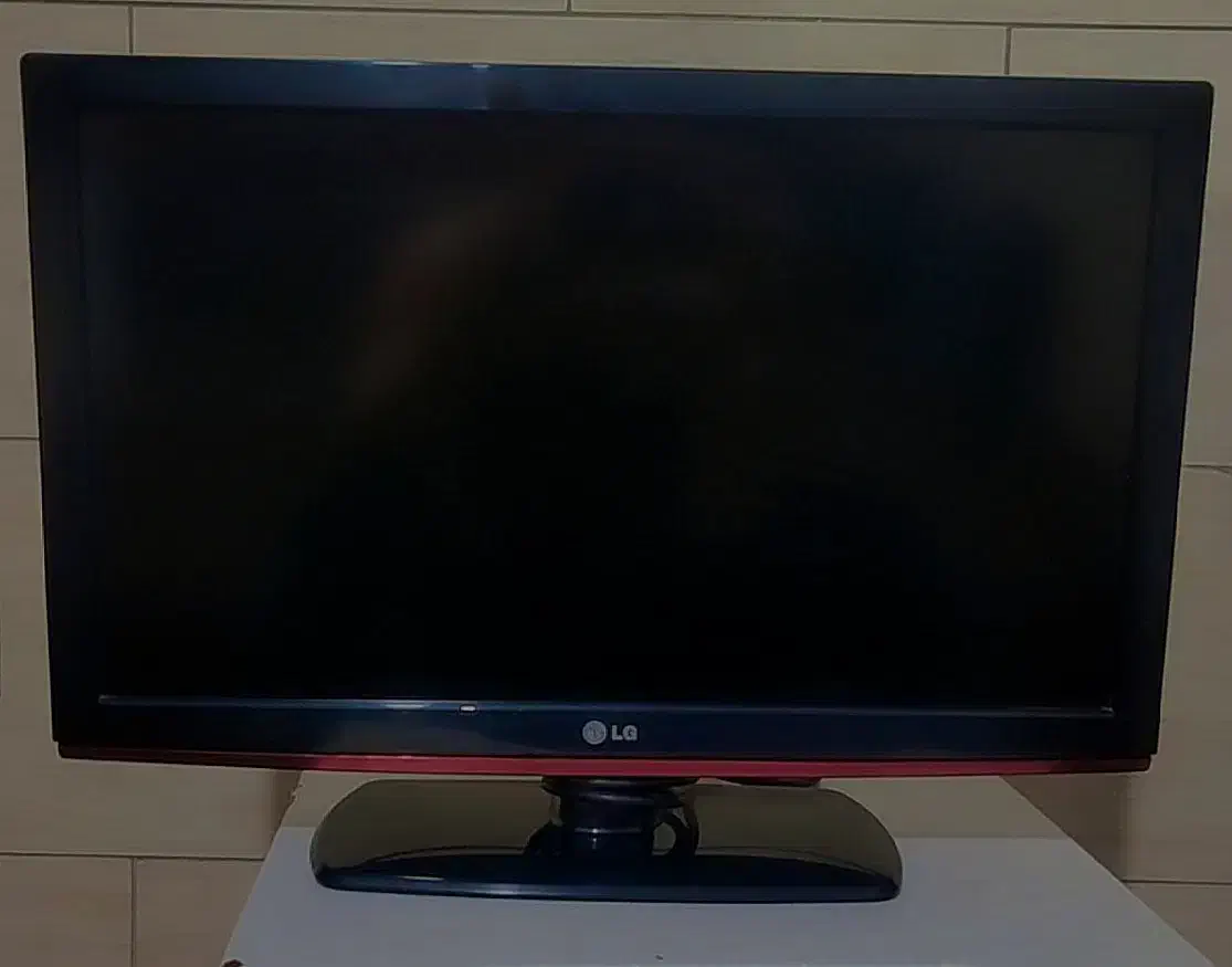 تلویزیون 22 اینچ LG کره|تلویزیون و پروژکتور|کهریزک, |دیوار