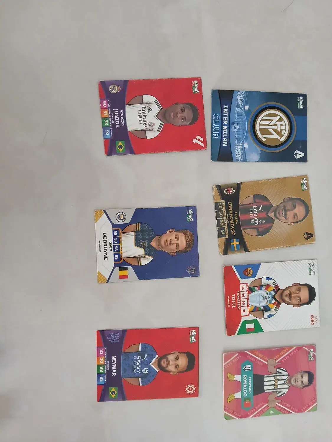 کیمدی|کلکسیون اشیاء عتیقه|تربت جام, والفجر|دیوار