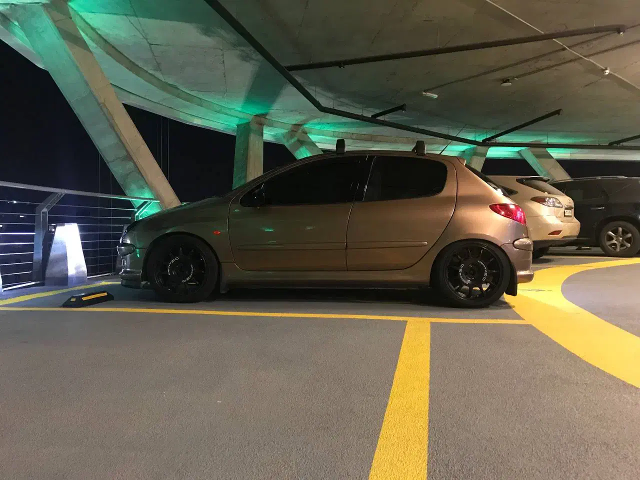 پژو ۲۰۶ تیپ ۳ مدل ۸۵ با لوازم|خودرو سواری و وانت|تهران, آجودانیه|دیوار