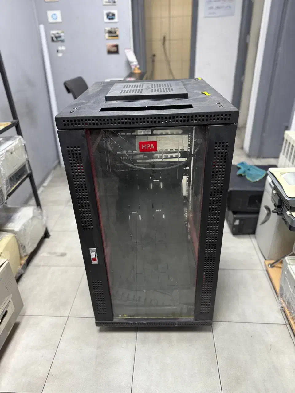 2 عدد رک بزرگ  2 عدد رک باتری|مودم و تجهیزات شبکه|تهران, ایرانشهر|دیوار