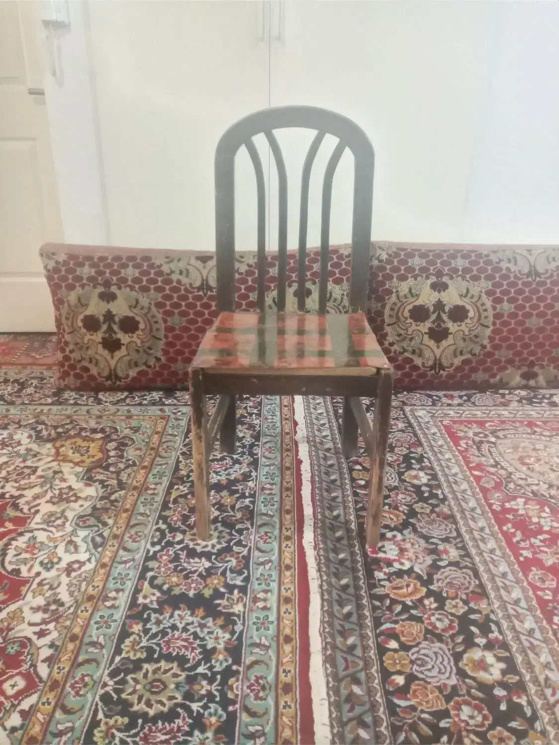 صندلی چوبی|صندلی و نیمکت|ملایر, |دیوار