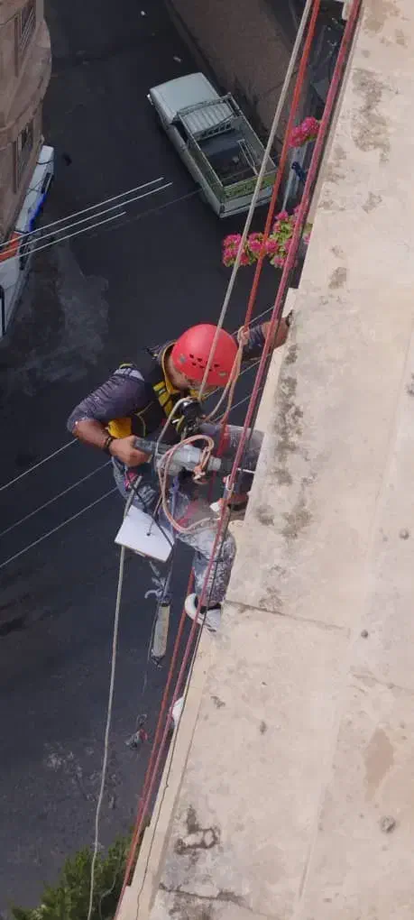 کار در ارتفاع|خدمات پیشه و مهارت|قائمشهر, |دیوار