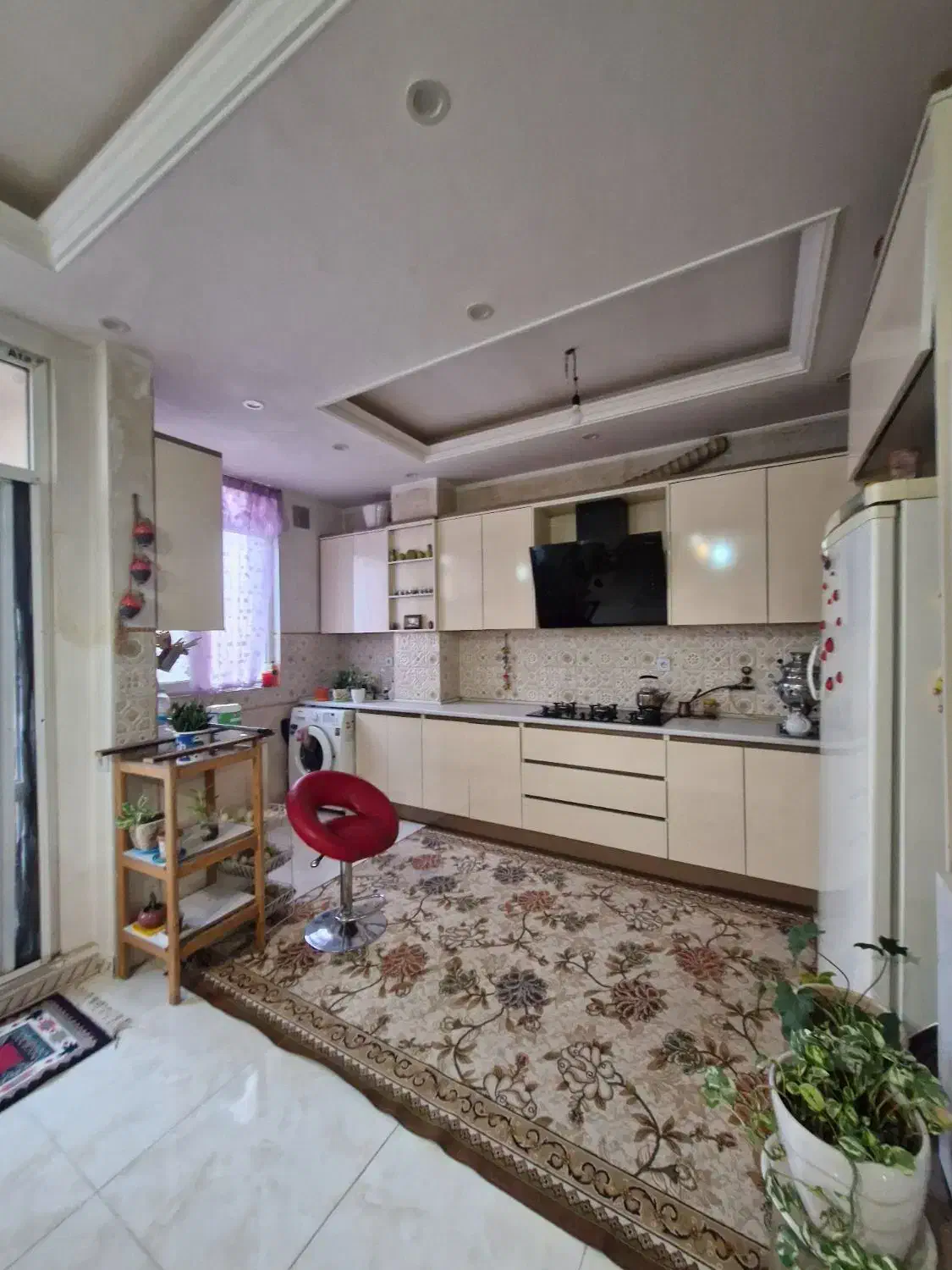 تک واحدی ، ۹۵ متر ، فول امکانات، میرزایی شمالی|اجارهٔ آپارتمان|قرچک, میرزائی شمالی|دیوار