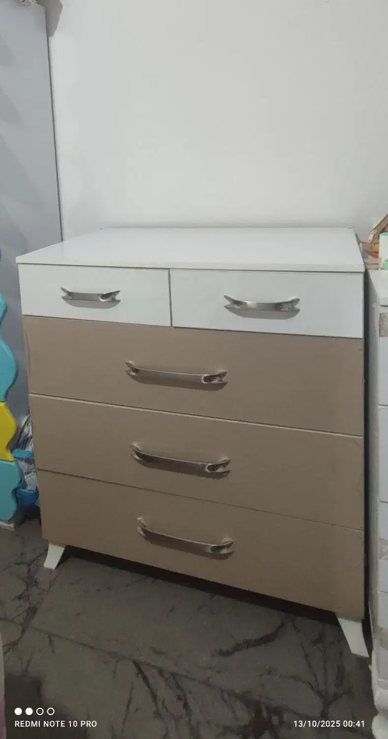 دراور|جاکفشی، کمد، دراور|شیراز, سلطان آباد|دیوار