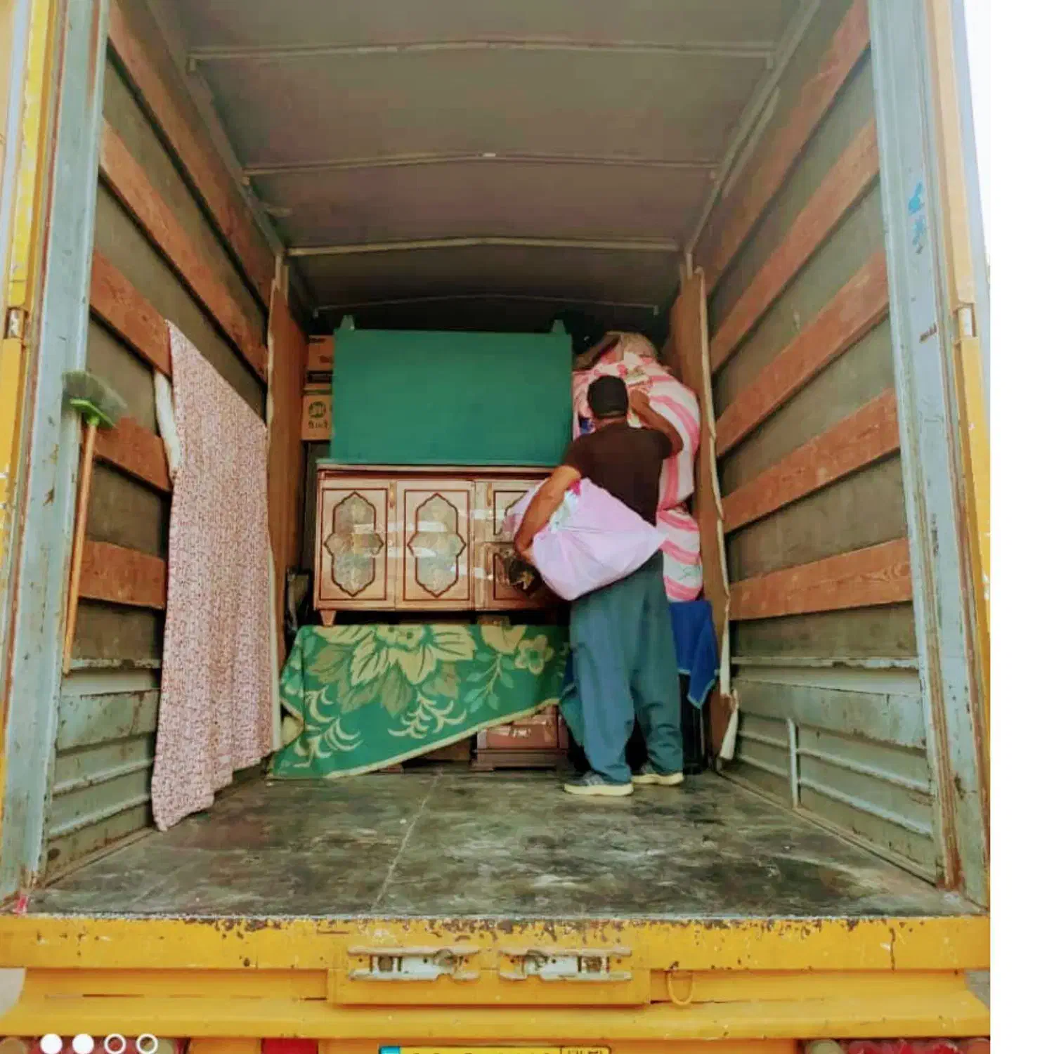 اسباب کشی منزل با کادر مجرد تخلیه و بارگیری /غریبی|خدمات حمل و نقل|بوشهر, |دیوار