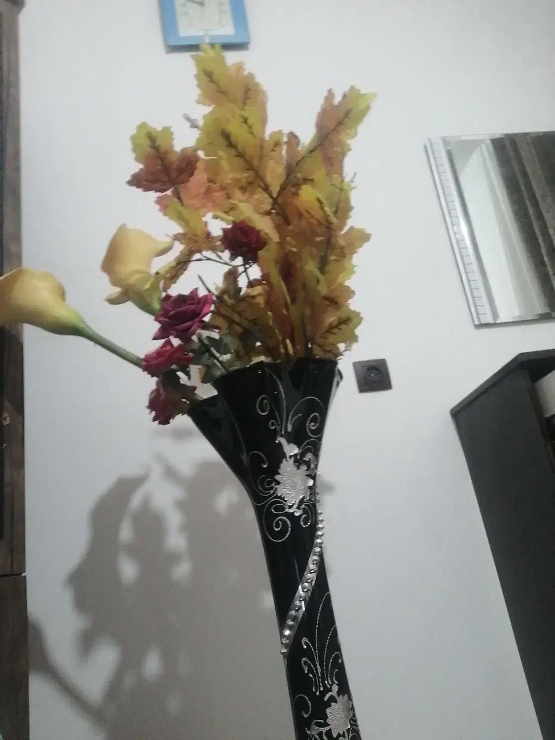 گلدان|گل مصنوعی|تربت جام, معدآباد|دیوار