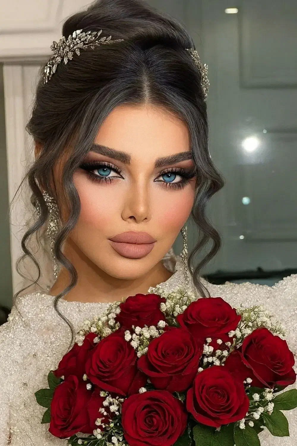 میکاپ و شینیون عروس و همراه|خدمات آرایشگری و زیبایی|پاکدشت, پاکدشت (مامازند)|دیوار