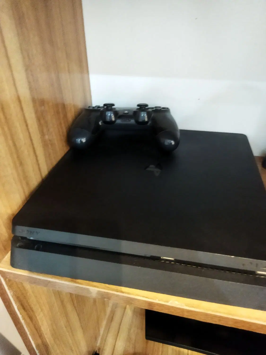 Ps4 slim|کنسول، بازی ویدئویی و آنلاین|شیراز, فرگاز|دیوار