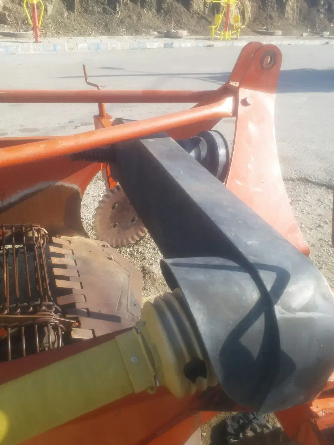 باسلام|ماشین‌آلات صنعتی|معمولان, |دیوار