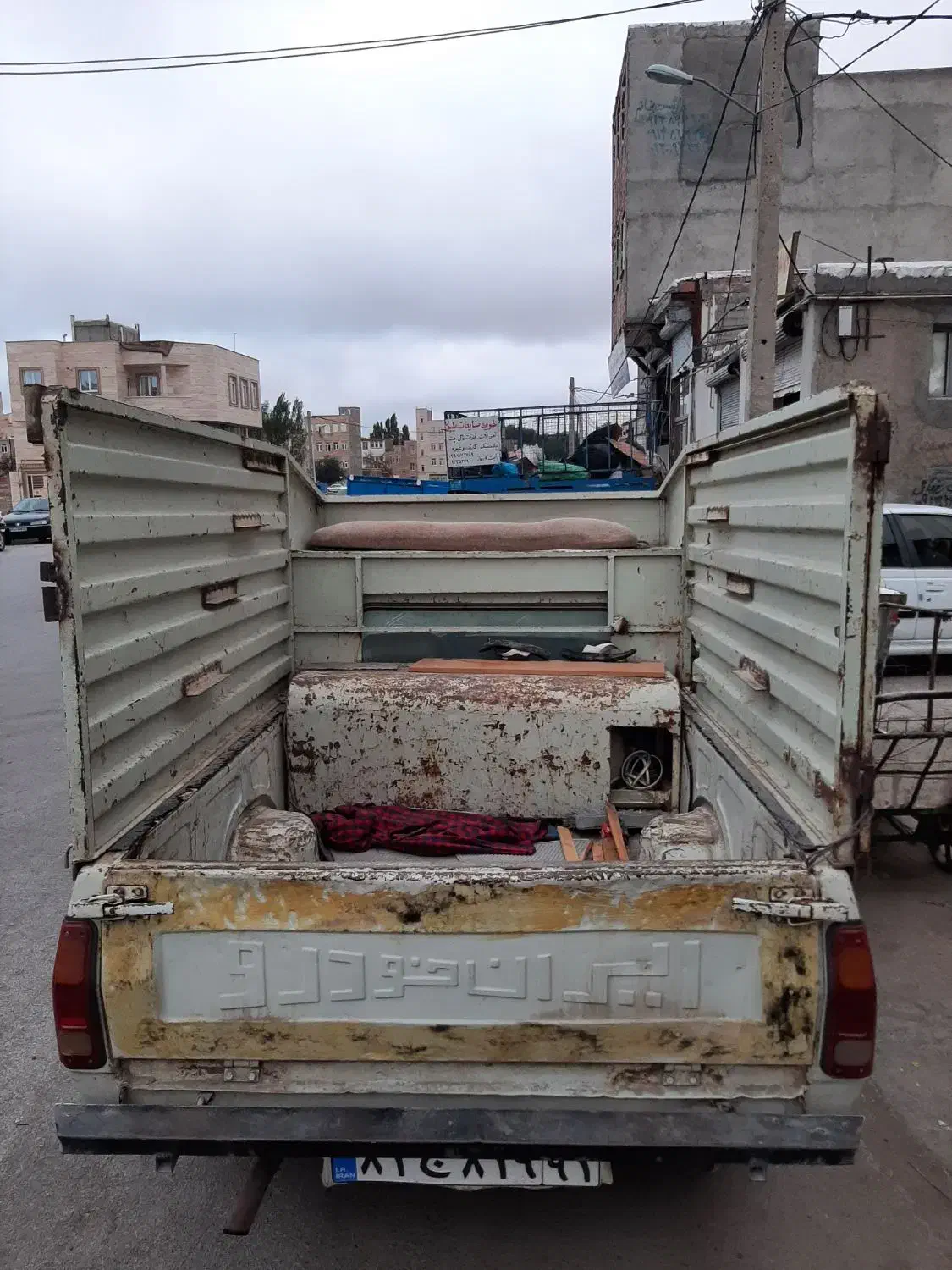 اتاق وانت سنگین تره باری و لاستیک پژو ساینا پراید|قطعات یدکی و لوازم جانبی|اردبیل, |دیوار