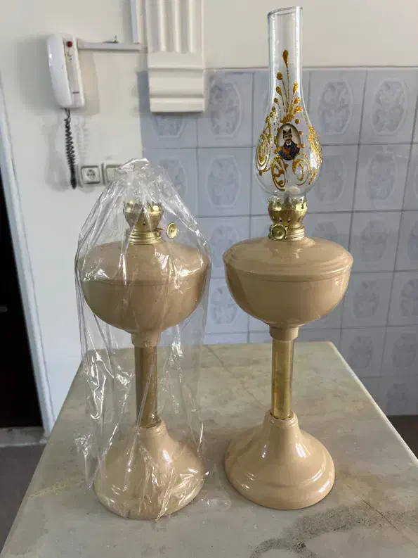 چراغ گرد سوز معروف به لمپا|کلکسیون اشیاء عتیقه|شیراز, معالی‌آباد|دیوار