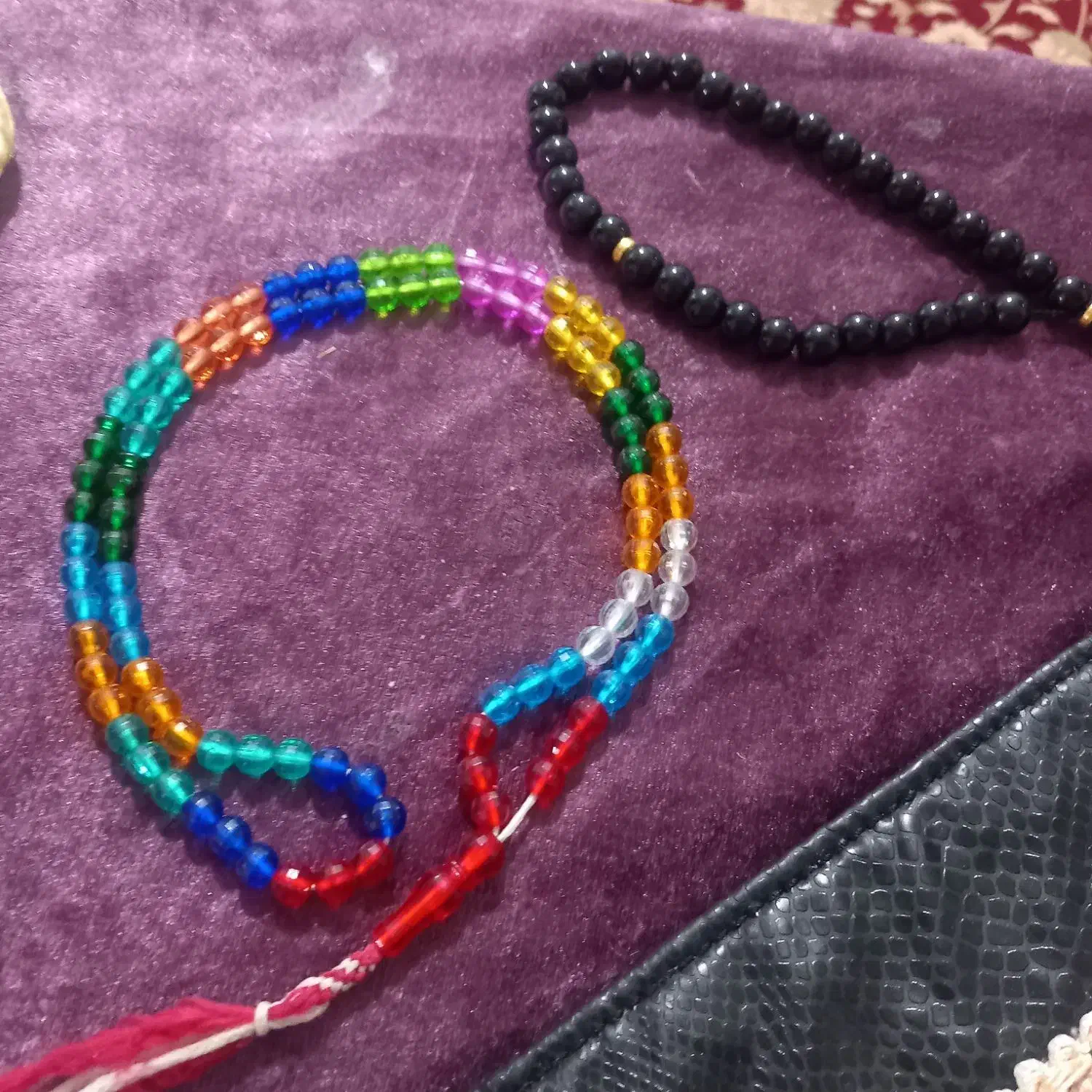 تسبیح|کلکسیون اشیاء عتیقه|تبریز, |دیوار