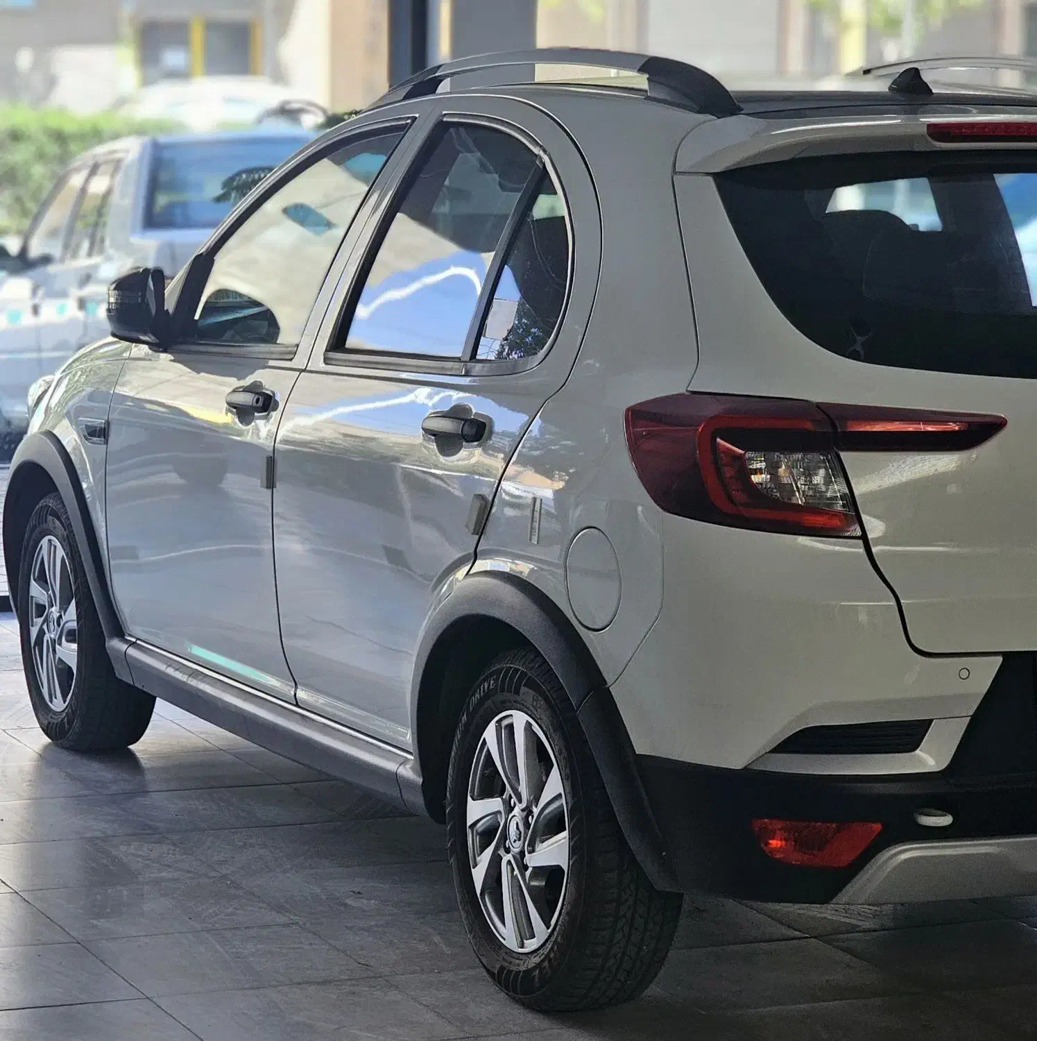 اطلس با سانروف مدل 1403|خودرو سواری و وانت|ابهر, |دیوار