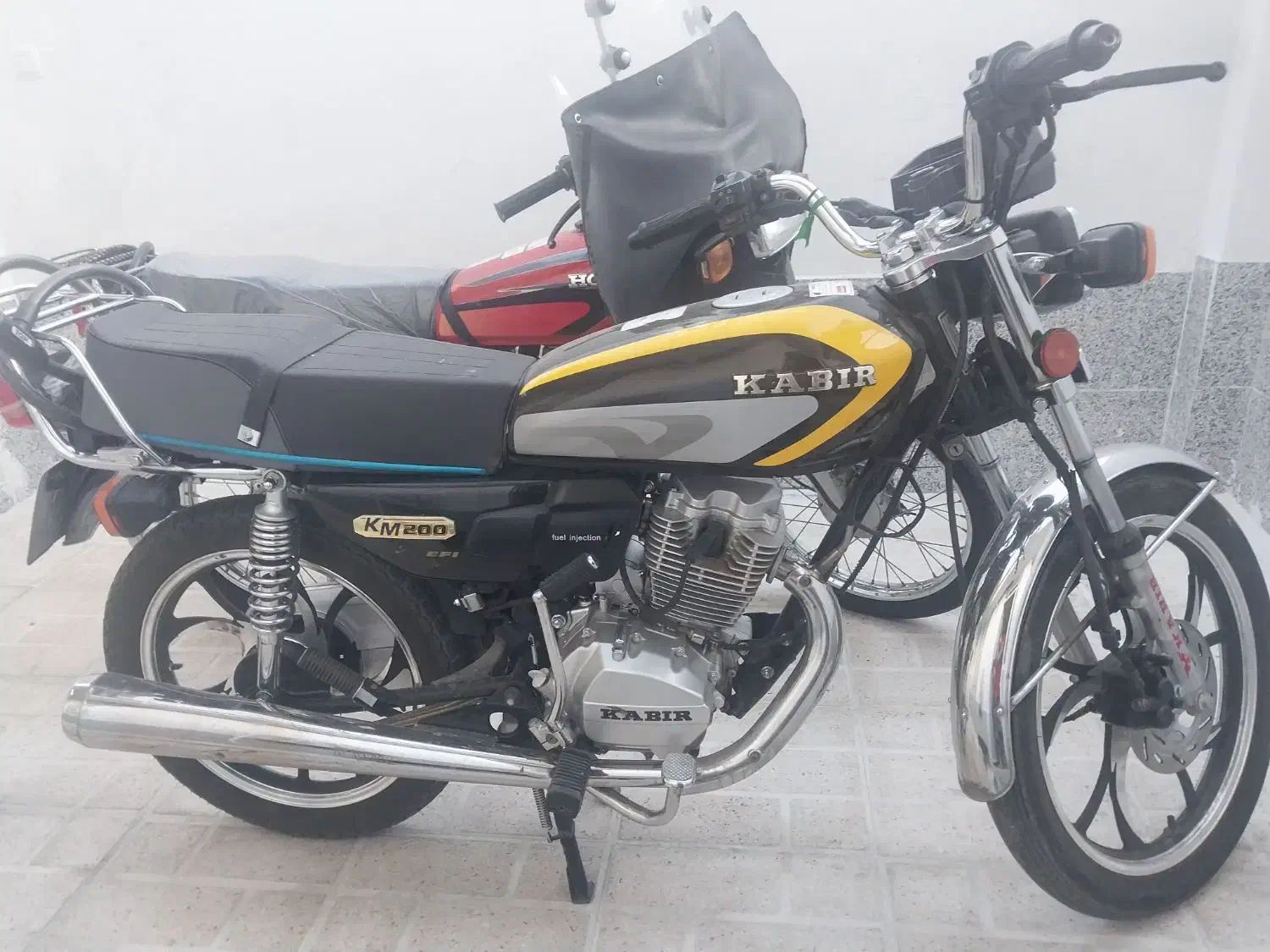 موتور کبیر 1402|موتورسیکلت|شیراز, سعدیه شمالی|دیوار