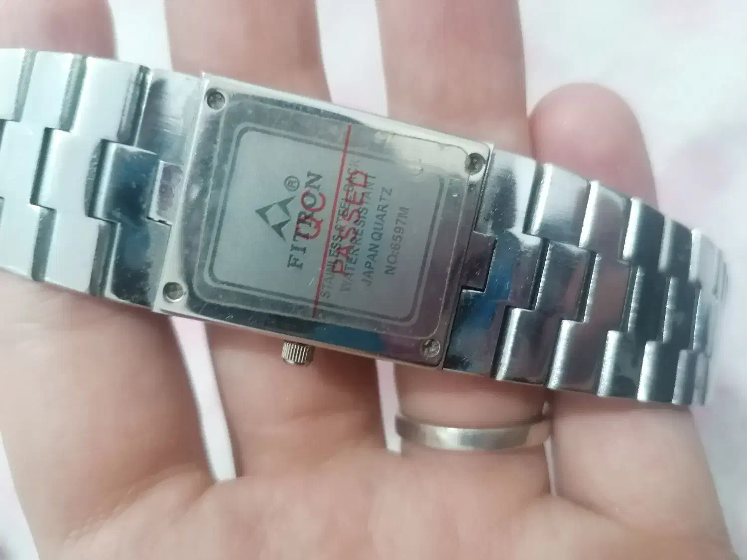 ساعت مردانه و زنانه|ساعت|نیشابور, ۲۲ بهمن|دیوار