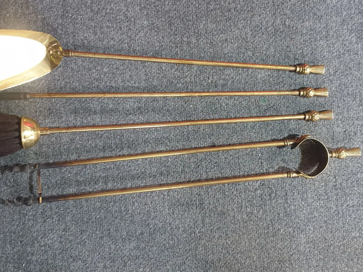 بغل شومینه انتیک قدیمی|کلکسیون اشیاء عتیقه|هشتگرد, شهرک گلخانه|دیوار