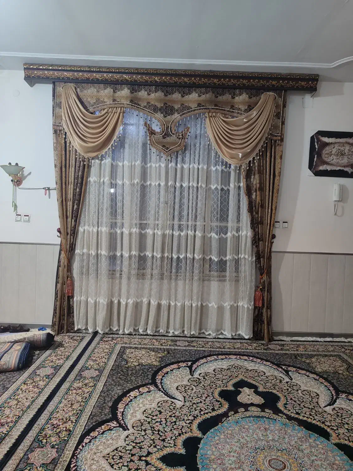 پرده|پرده، رانر، رومیزی|دورود, |دیوار