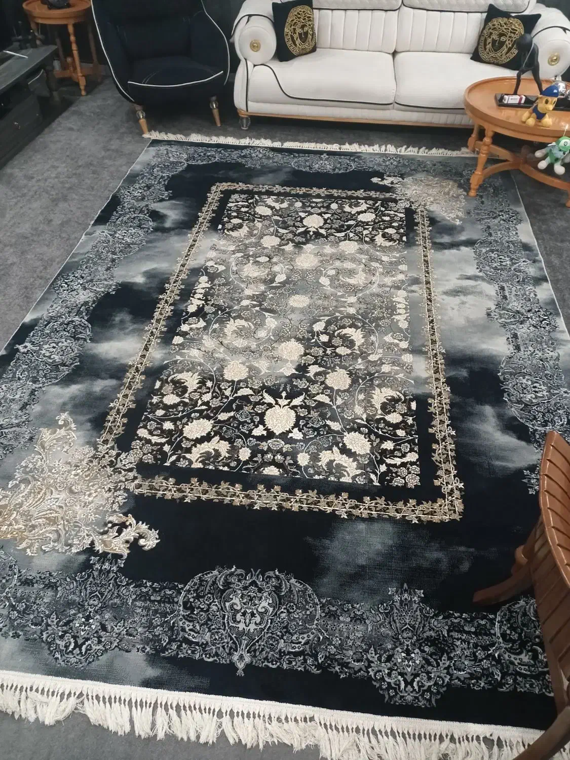 فرش 9 متری|فرش|اصفهان, بهارستان|دیوار