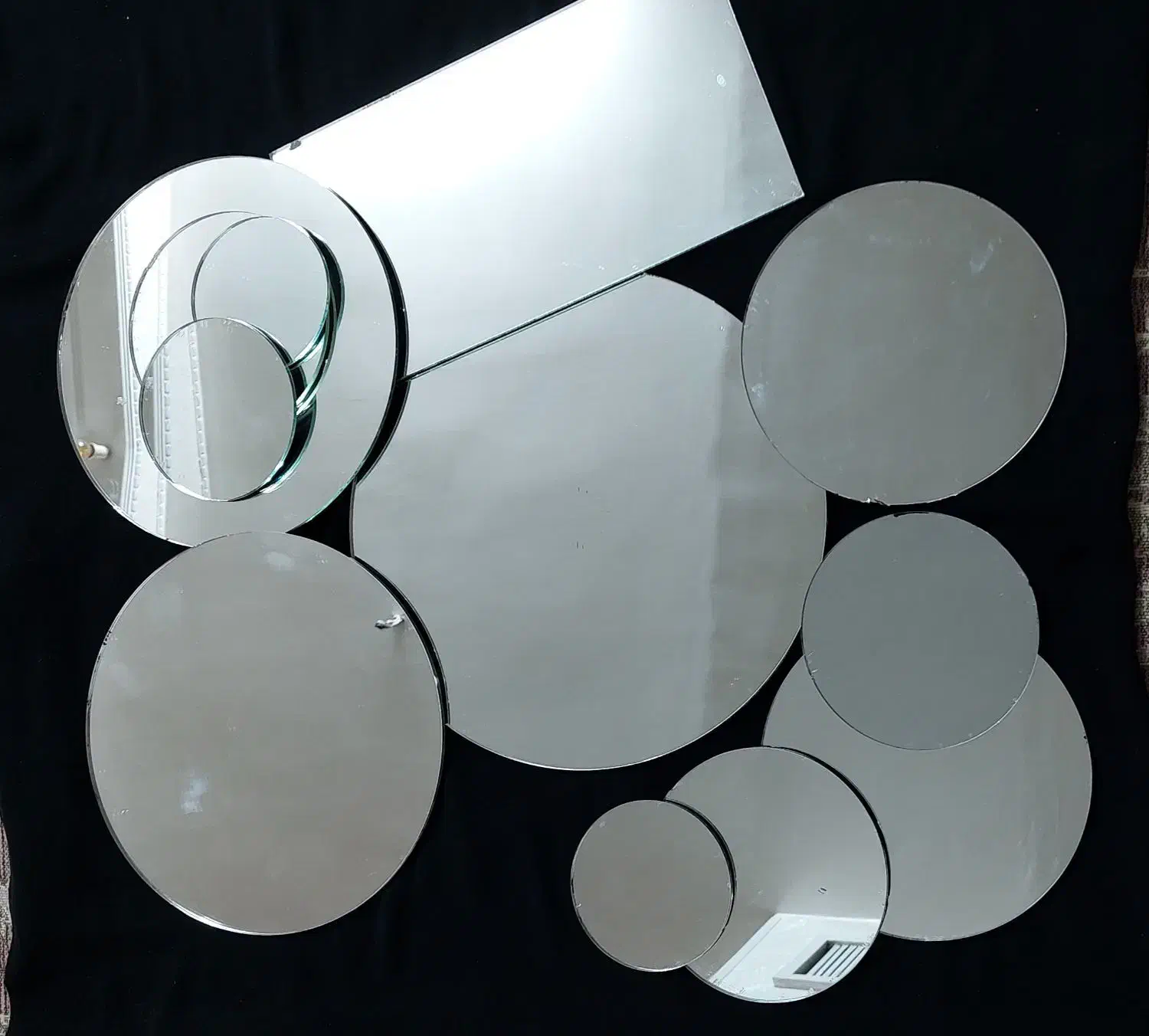 ایینه|آینه|قم, نیروگاه|دیوار