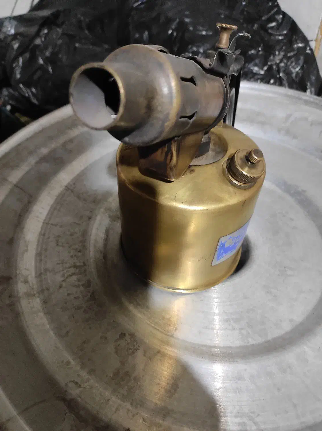 چراغ پریموس|کلکسیون اشیاء عتیقه|اورامان, |دیوار