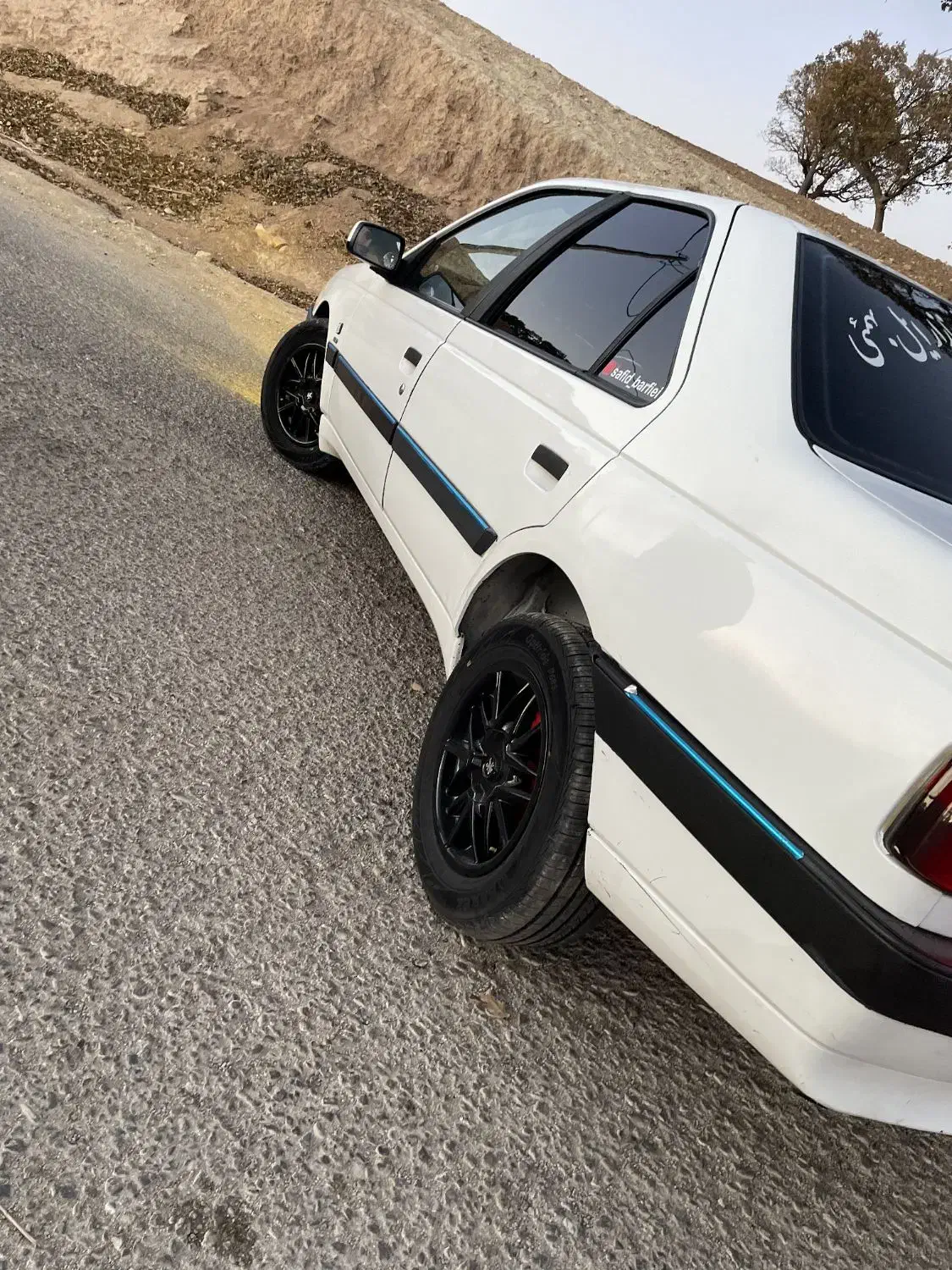 405مدل 97|خودرو سواری و وانت|شیراز, پشم شیشه|دیوار