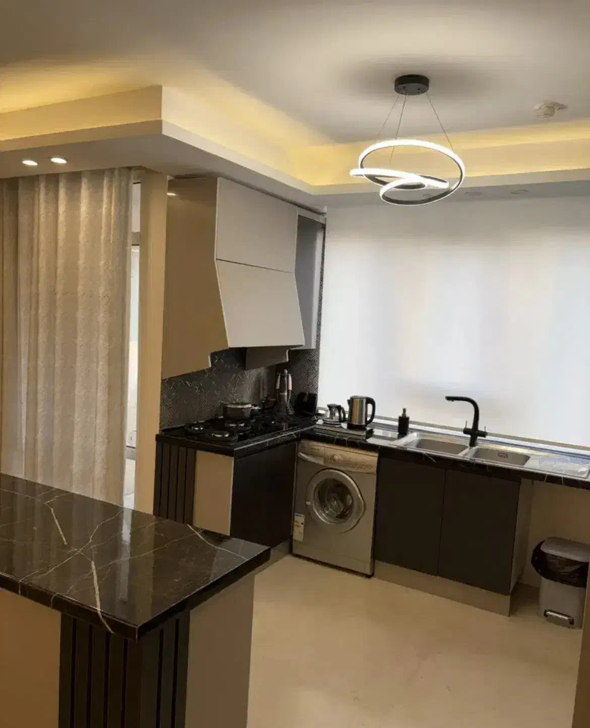 اهواز سوییت لوکس ،فول امکانات ،اجاره کوتاه مدت|اجارهٔ کوتاه‌مدت آپارتمان و سوئیت|اهواز, کیانپارس |دیوار